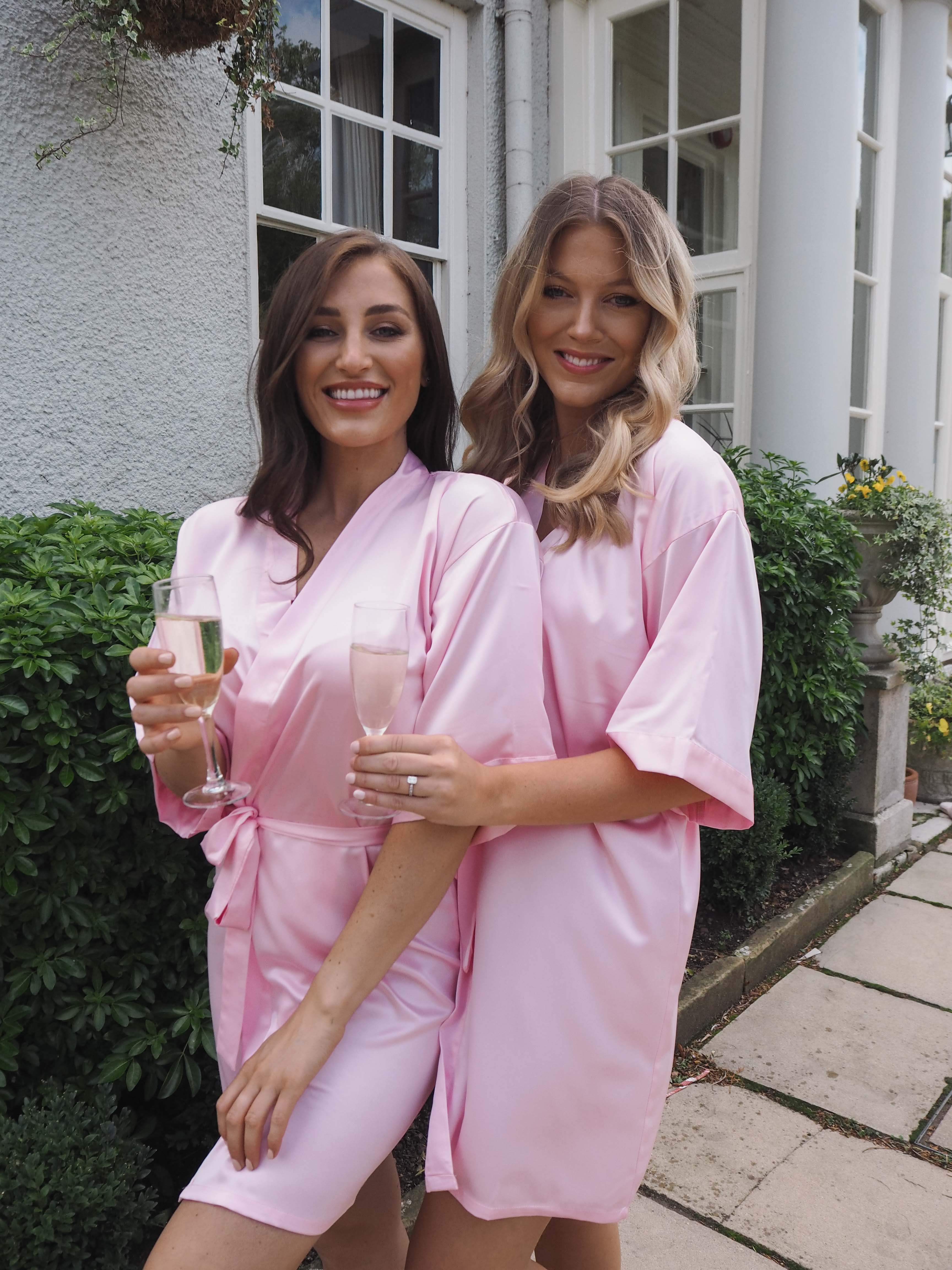Baby pink satin robes - Robes4you