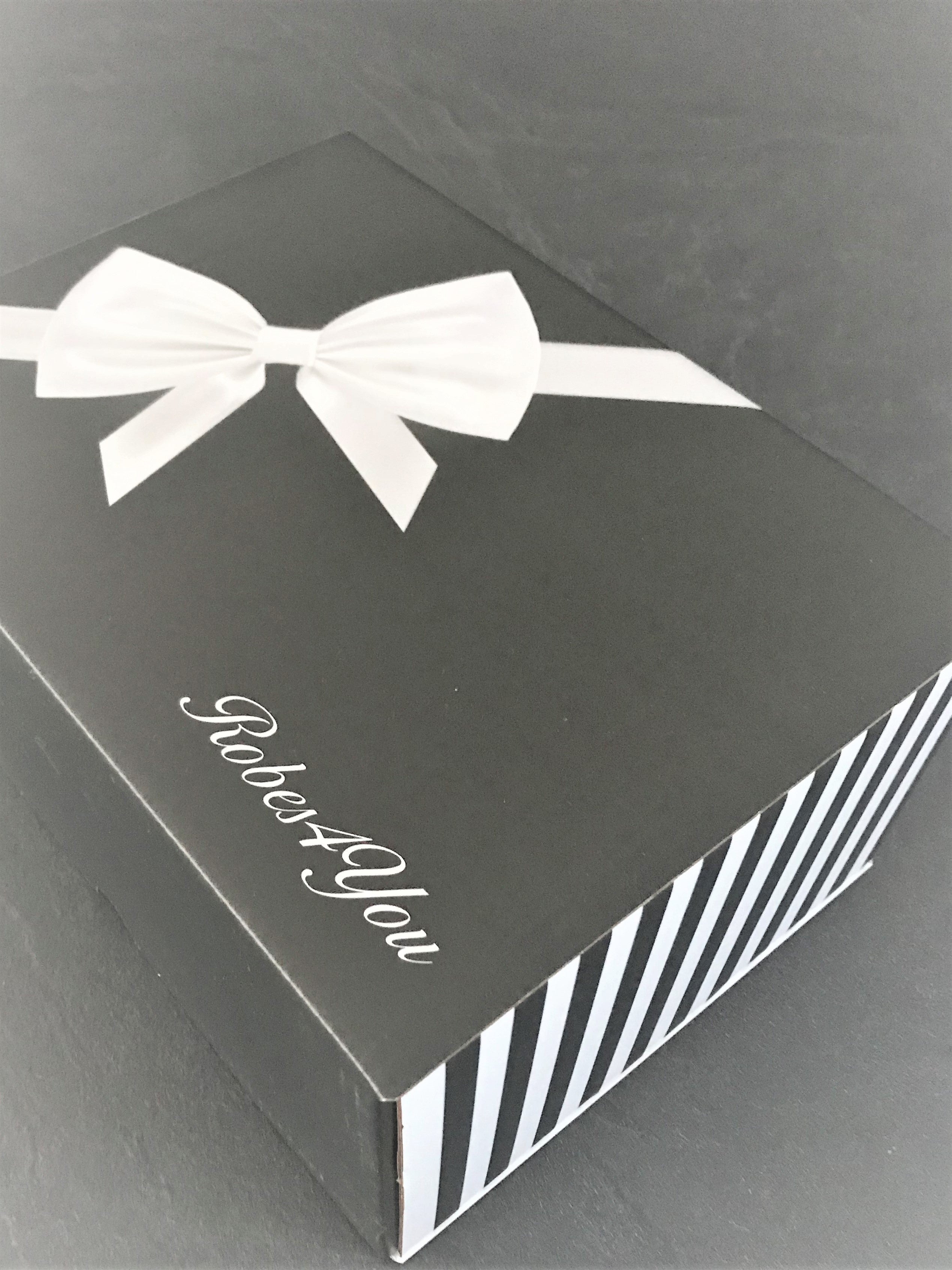 Black and white luxurious gift box- UK- RObes4you