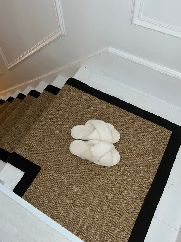 Luxurious Fluffy Slippers